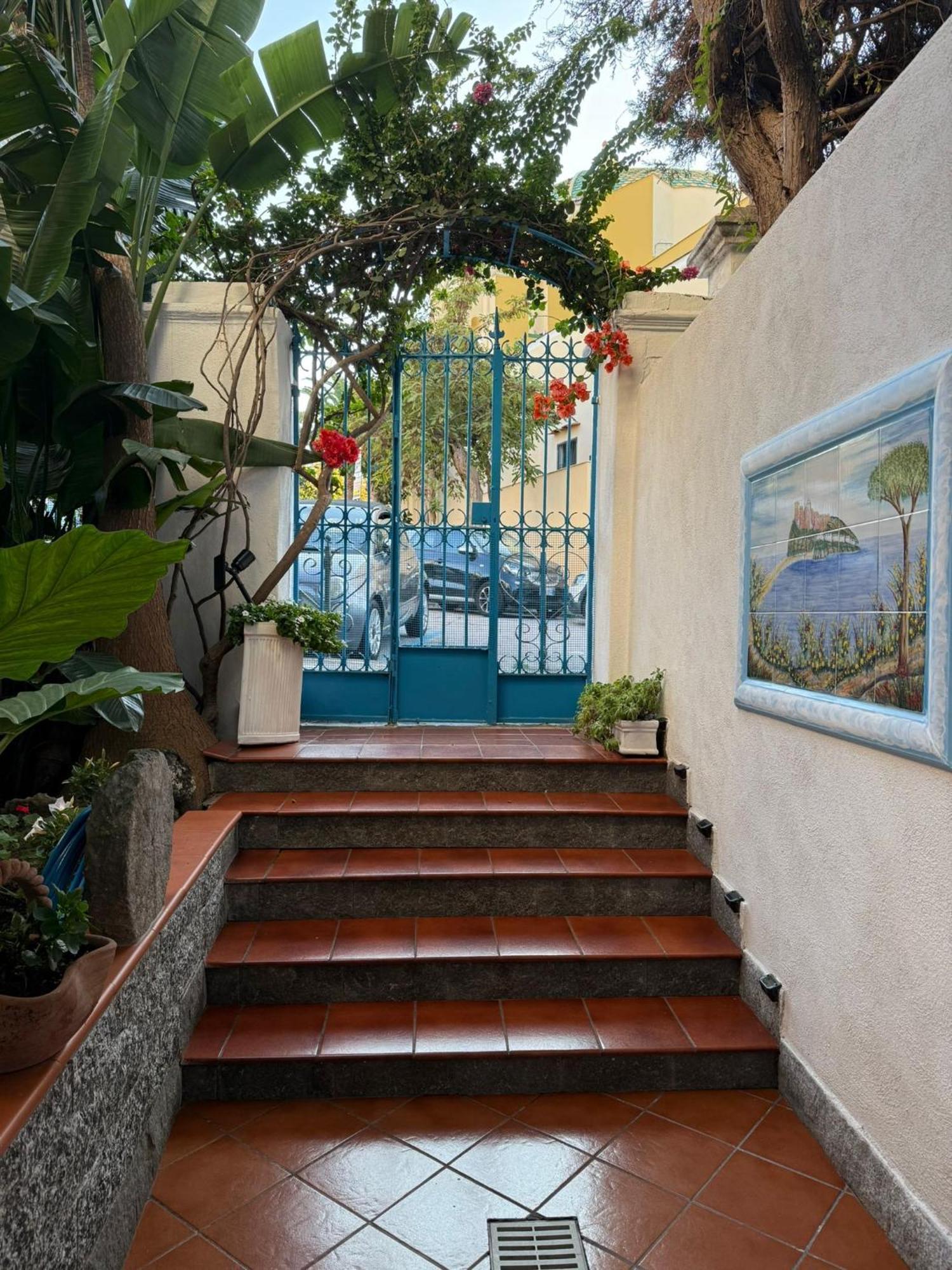 Bed and Breakfast Villino Annamaria Ischia Exterior foto