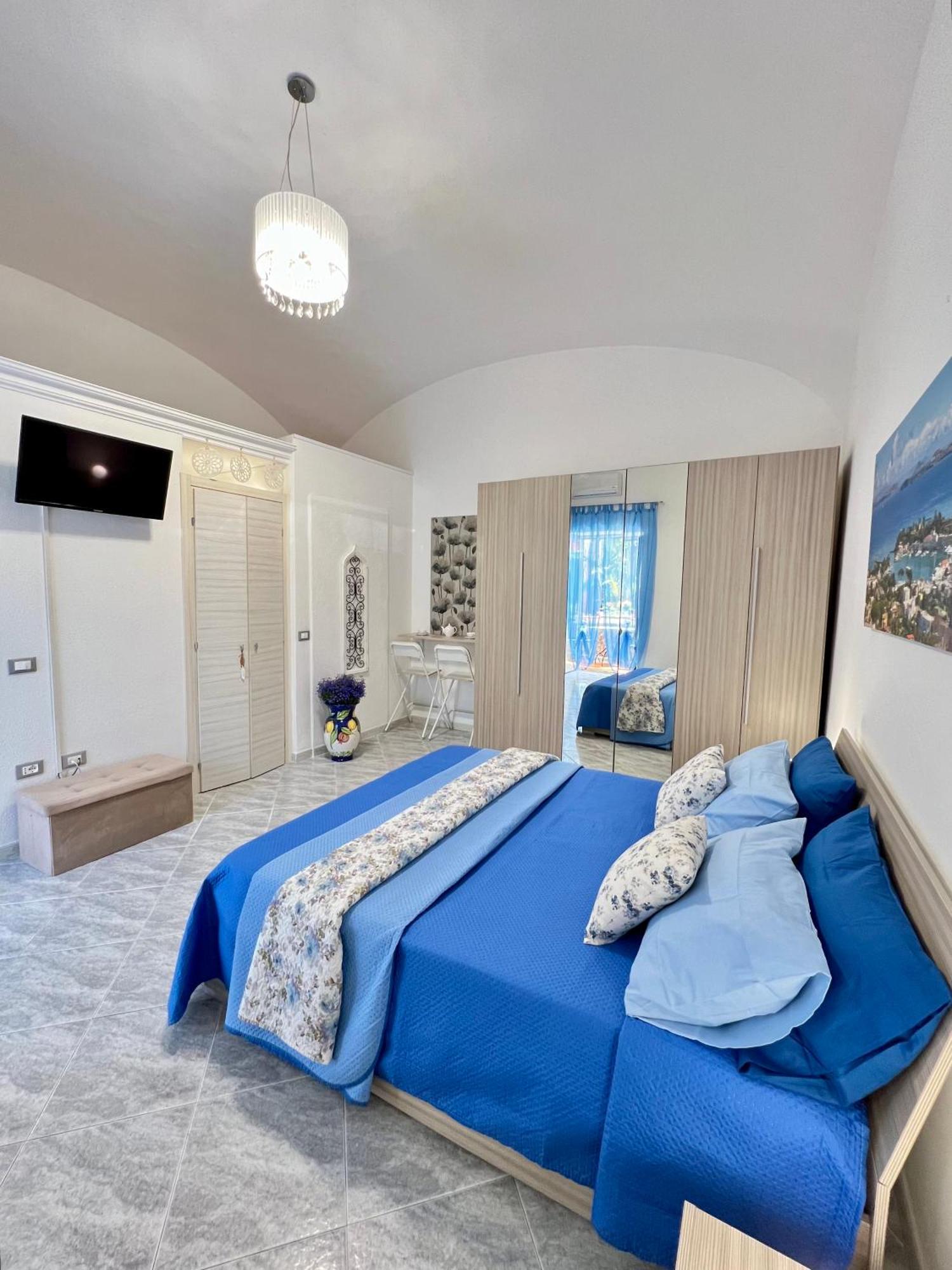Bed and Breakfast Villino Annamaria Ischia Exterior foto