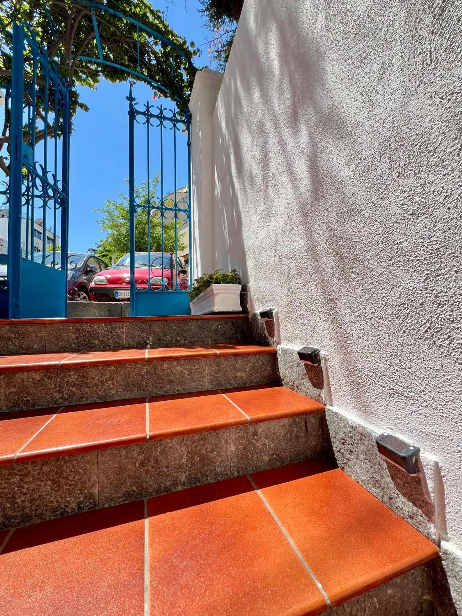 Bed and Breakfast Villino Annamaria Ischia Exterior foto